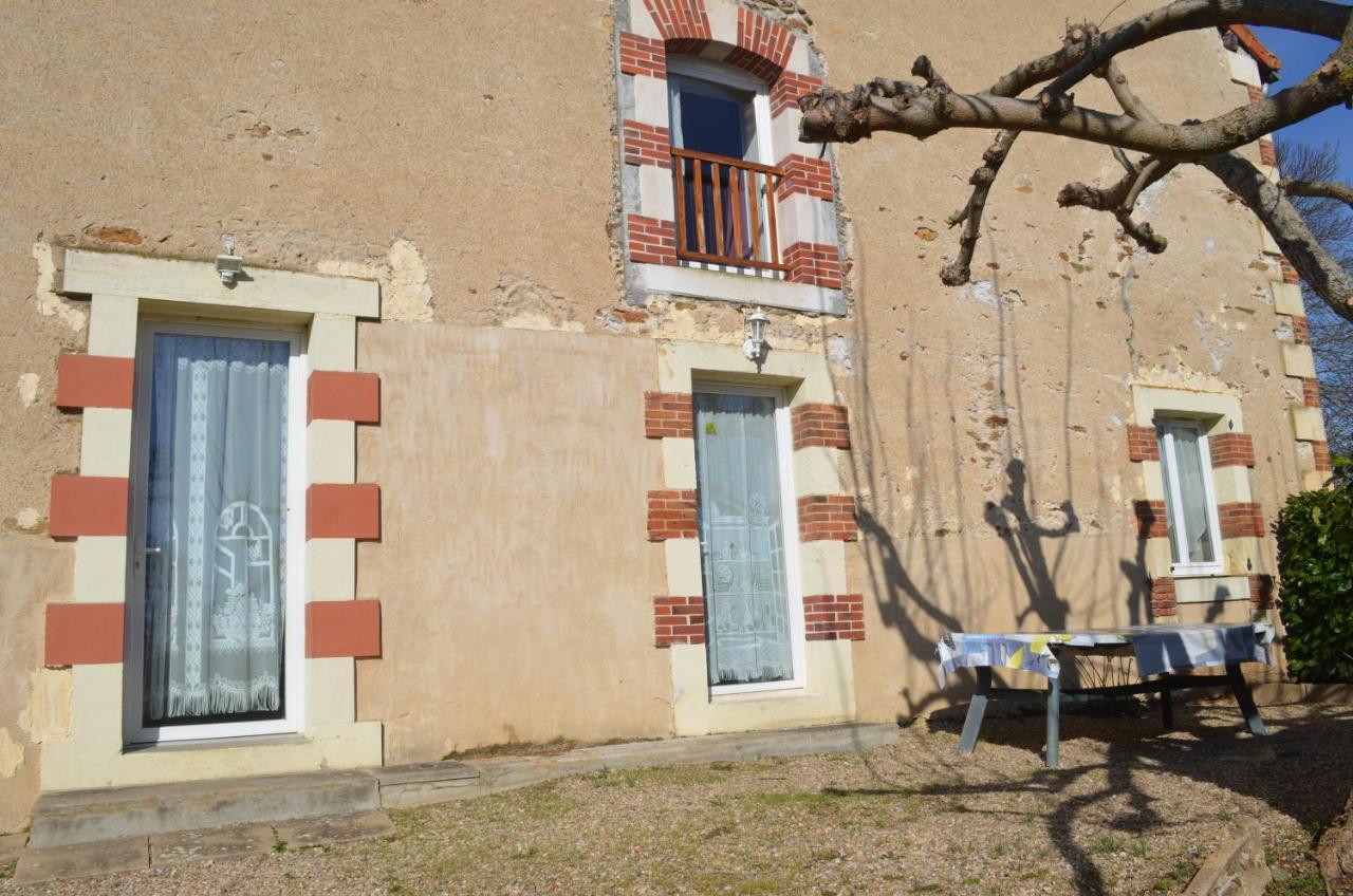Couette-café Logis De Chezelles *